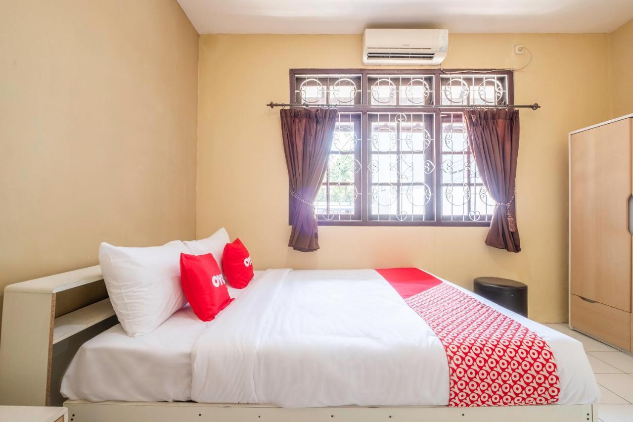 Super Oyo 1568 Stasiun Ka Cirebon Guest House Zewnętrze zdjęcie