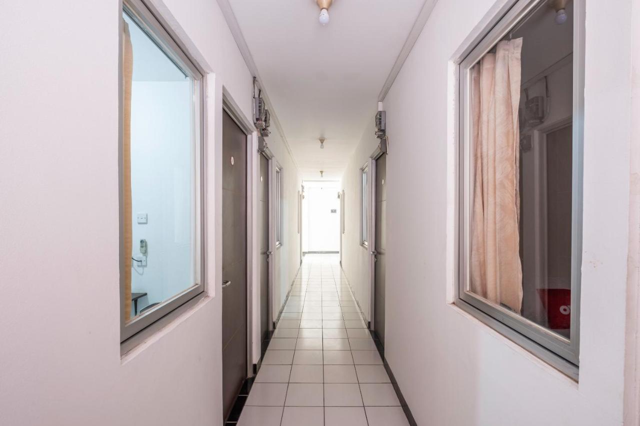 Super Oyo 1568 Stasiun Ka Cirebon Guest House Zewnętrze zdjęcie